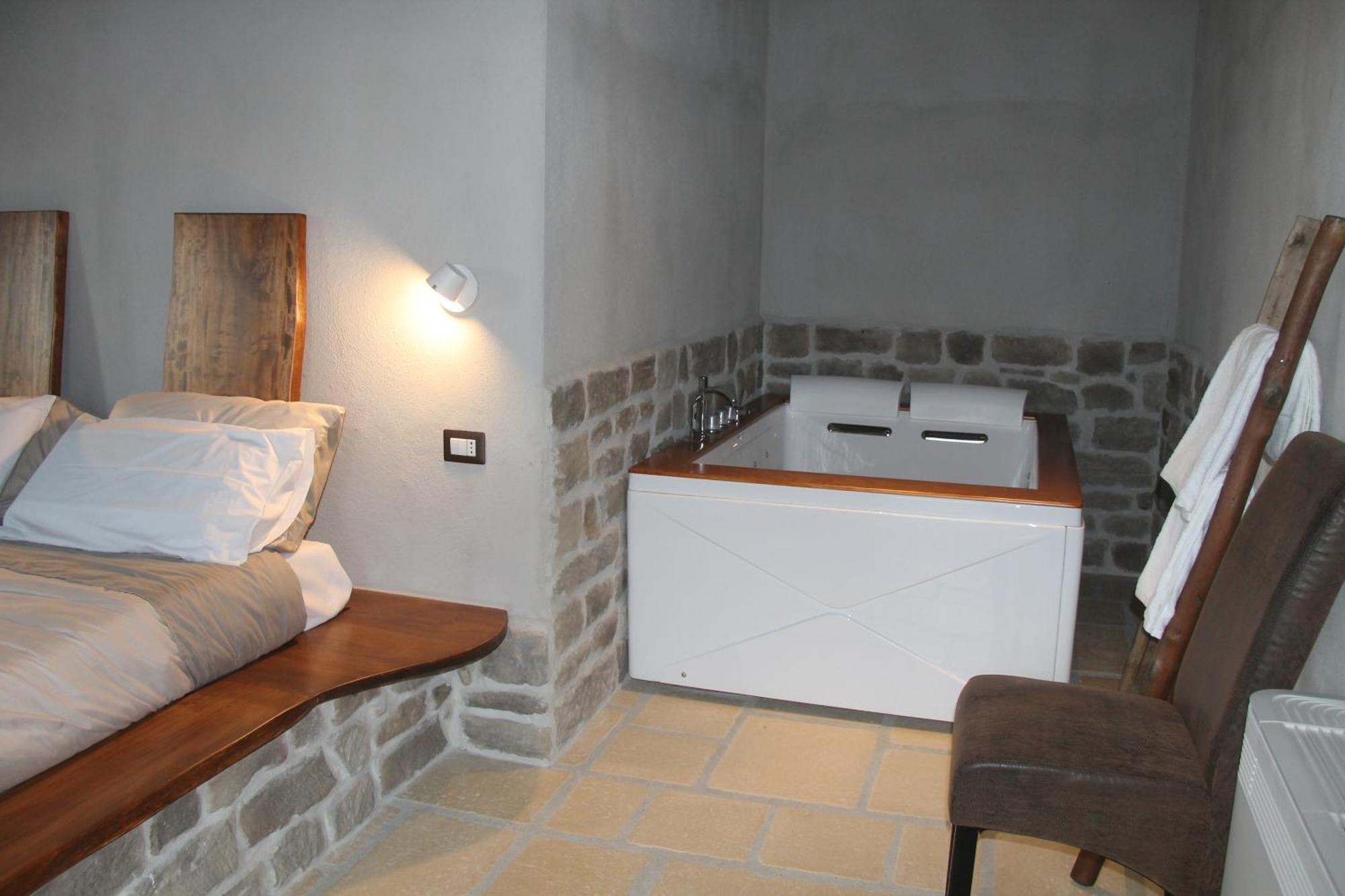 Pietre Di Fiume Villa Apice Luaran gambar