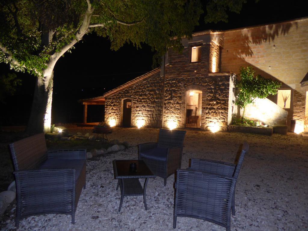 Pietre Di Fiume Villa Apice Luaran gambar