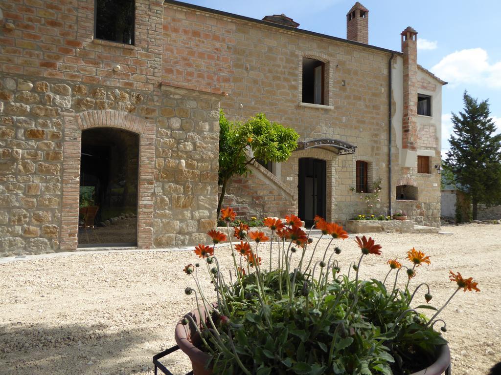 Pietre Di Fiume Villa Apice Luaran gambar