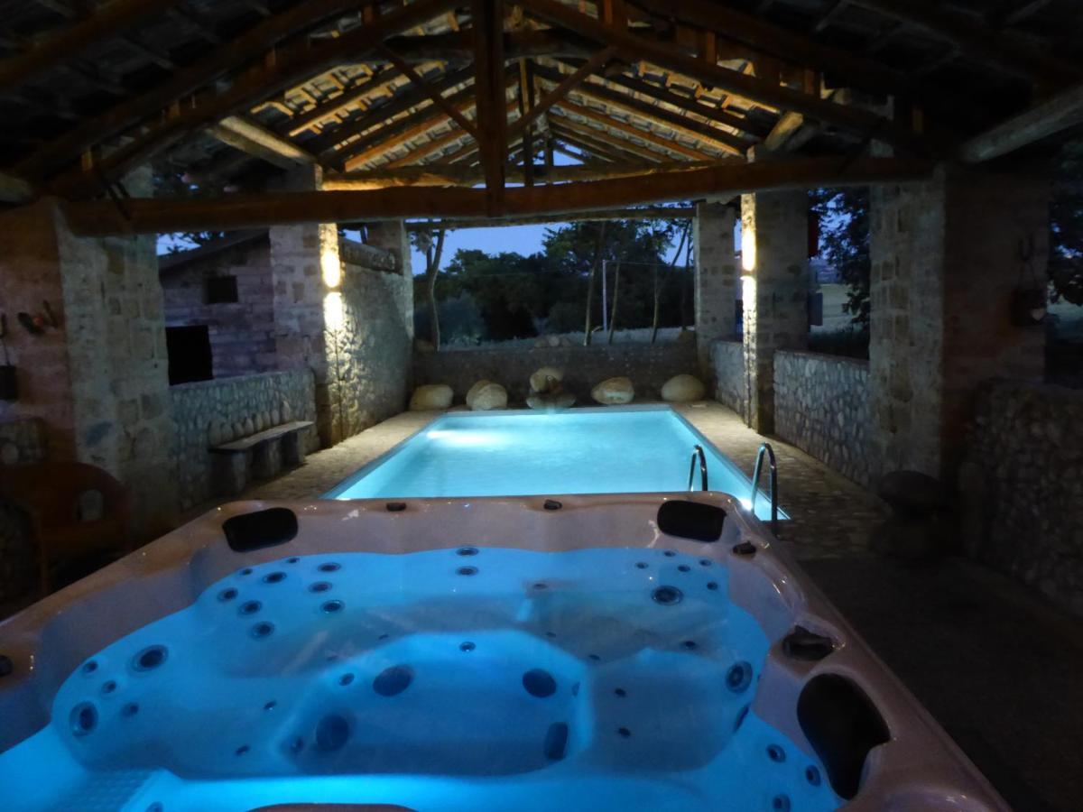 Pietre Di Fiume Villa Apice Luaran gambar